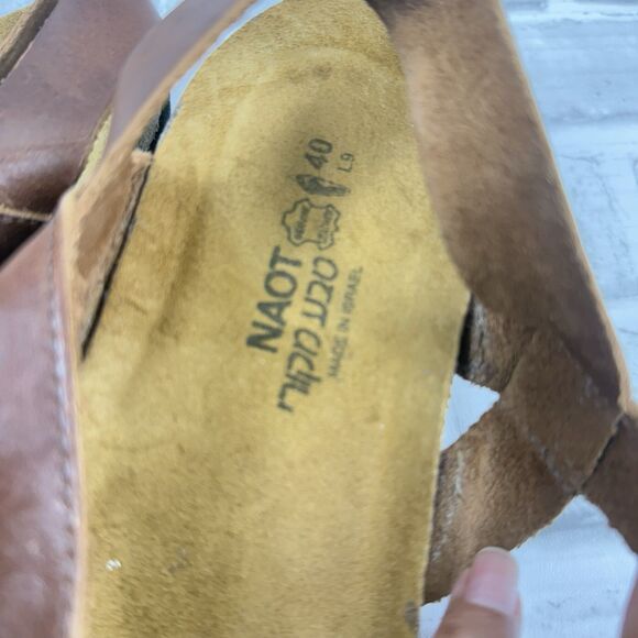 Naot Kayla Women's 40- US 9/9.5 Brown Leather Wedge Adjustable Comfort Sandal - Picture 9 of 11